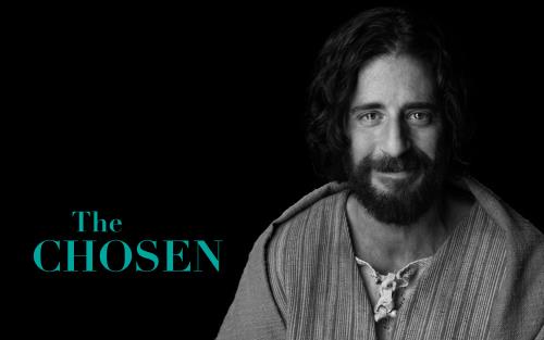 Svartvit porträttbild av Jesus karaktär i serien The Chosen