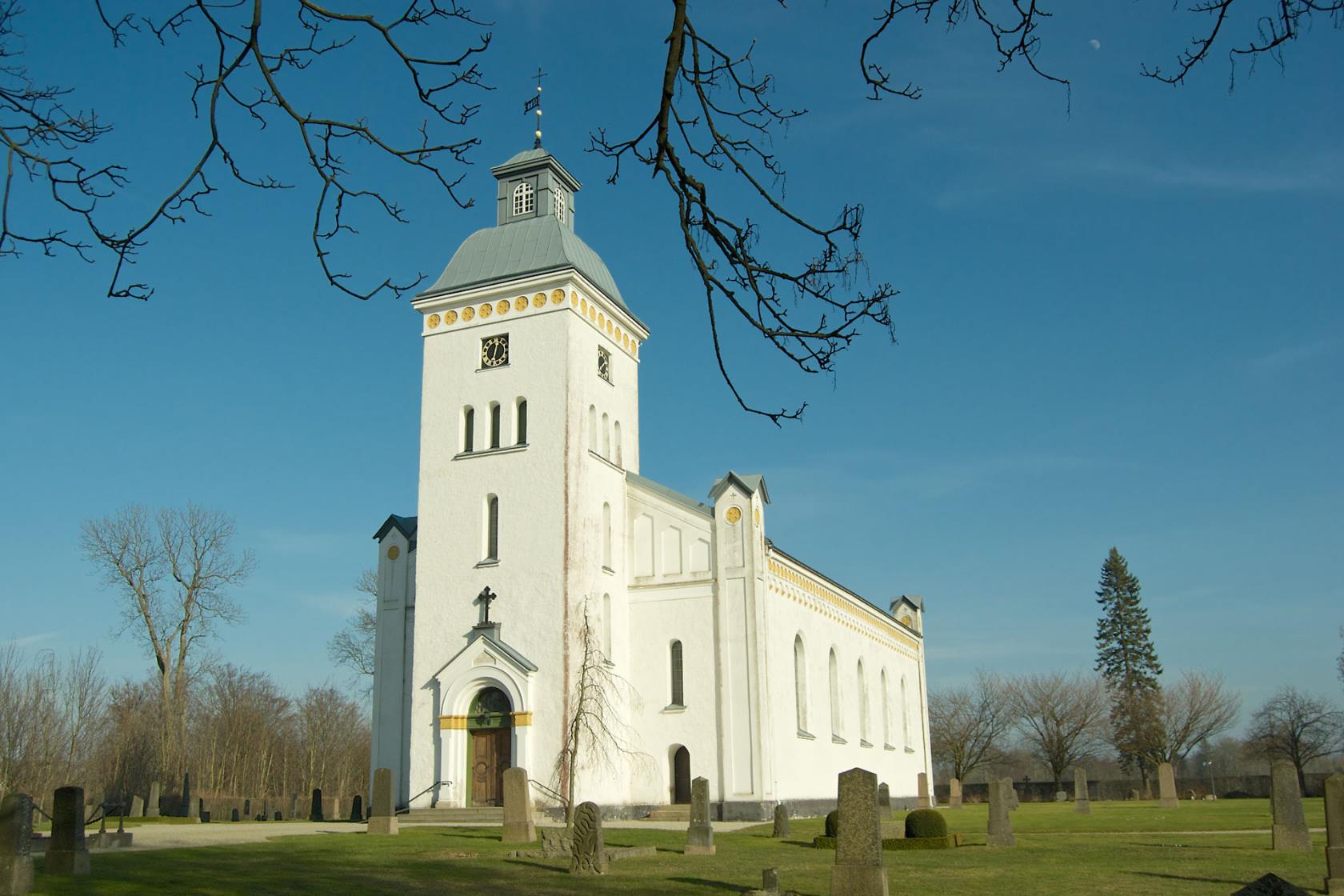 Trollenäs kyrka