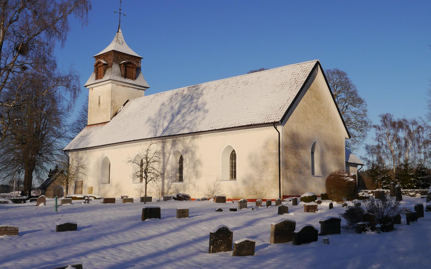 Årdala kyrka i vinterskrud