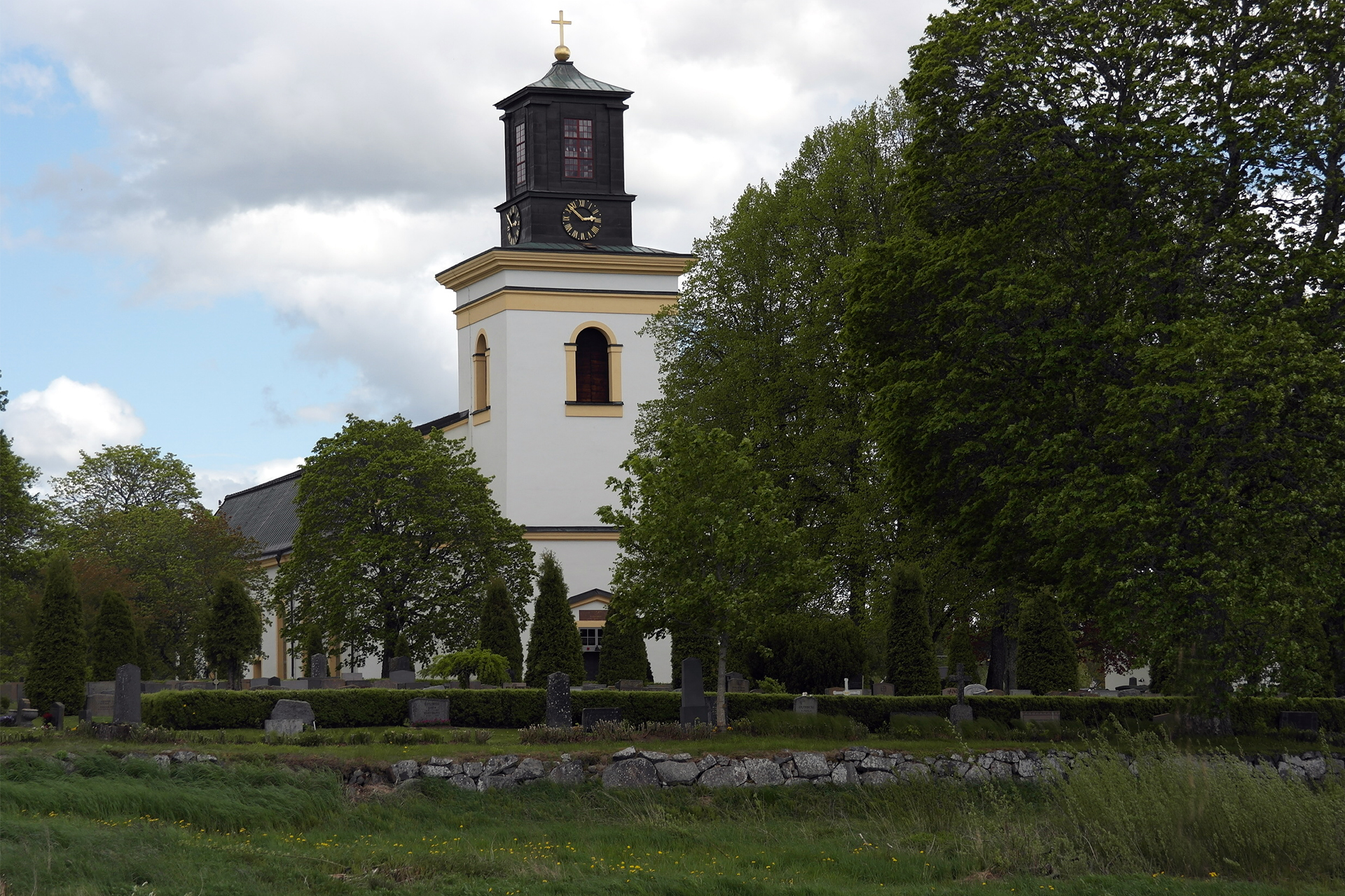 Österfärnebo kyrka