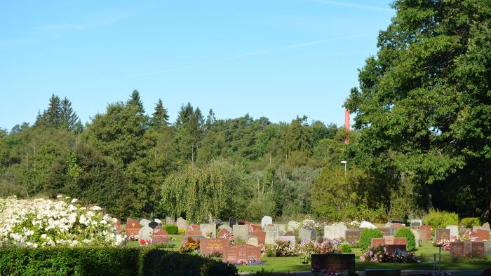 Östra Torsås kyrkogård