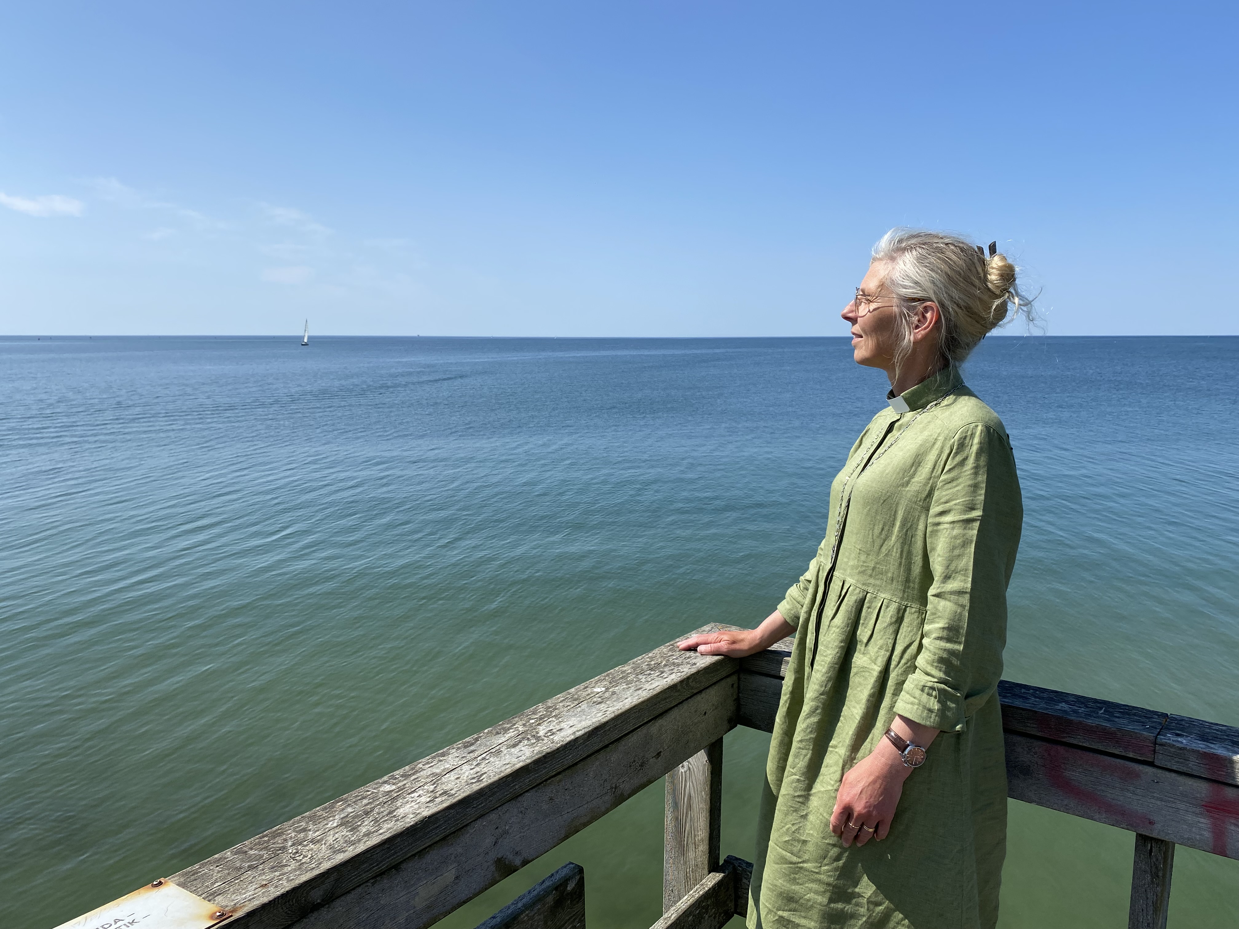 Diakon Christine Dahlberg vid havet