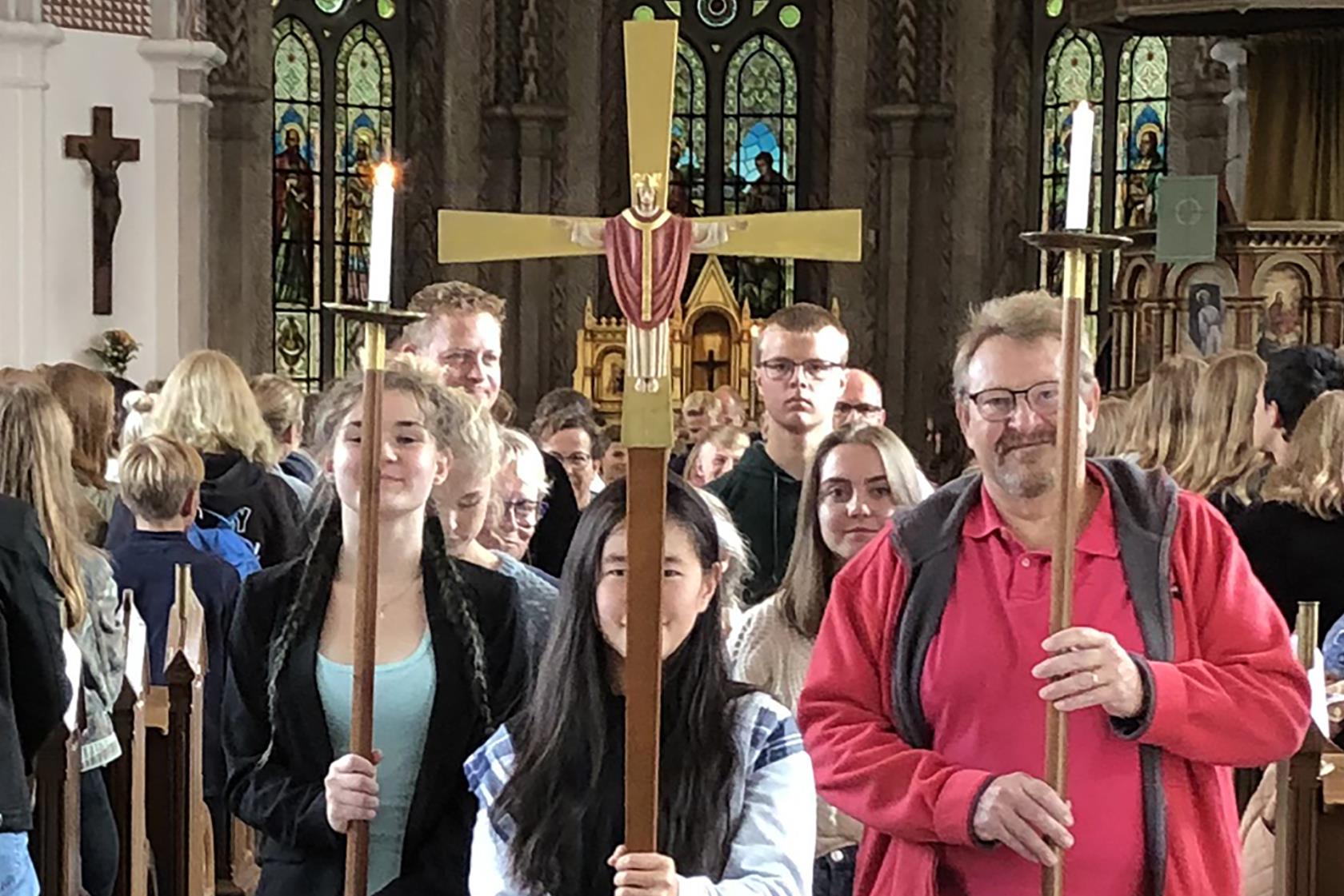 Procession i Limhamns kyrka.