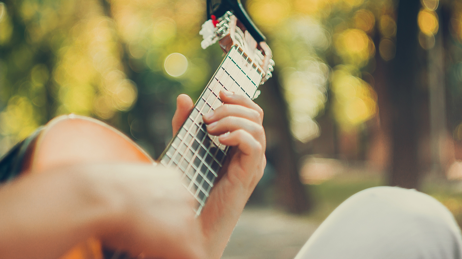 Gitarr i solsken