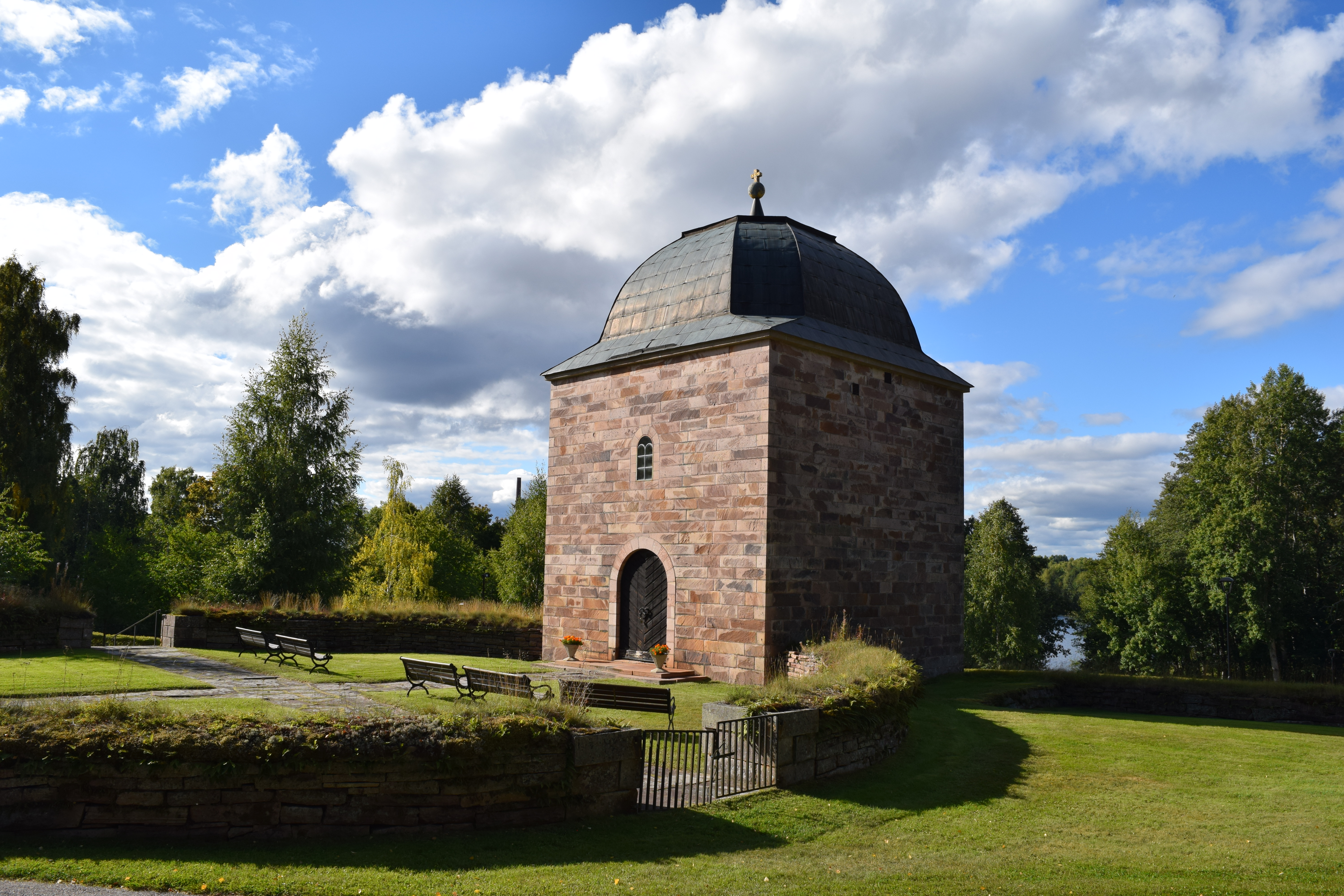 Forsbacka begravningskapell.