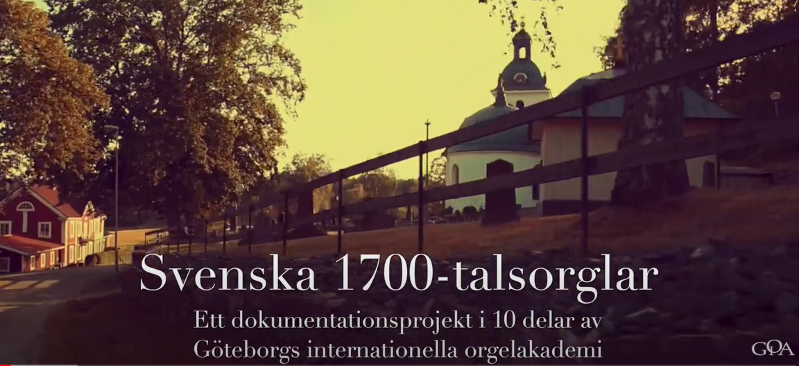 En bakgrund med några hus och en kyrka och texten Svenska 1700-talsorglar.