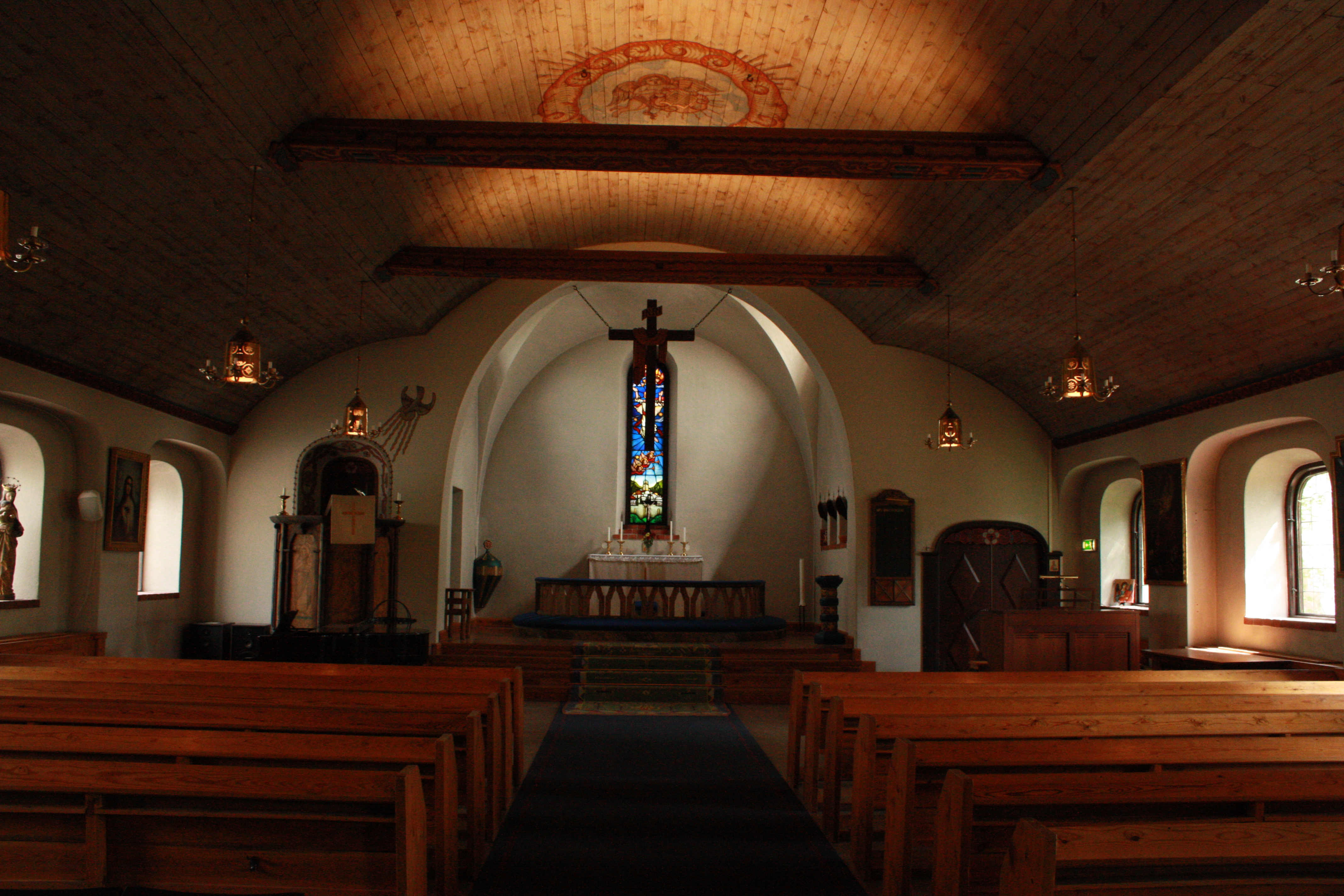 Enskede kyrka interiör