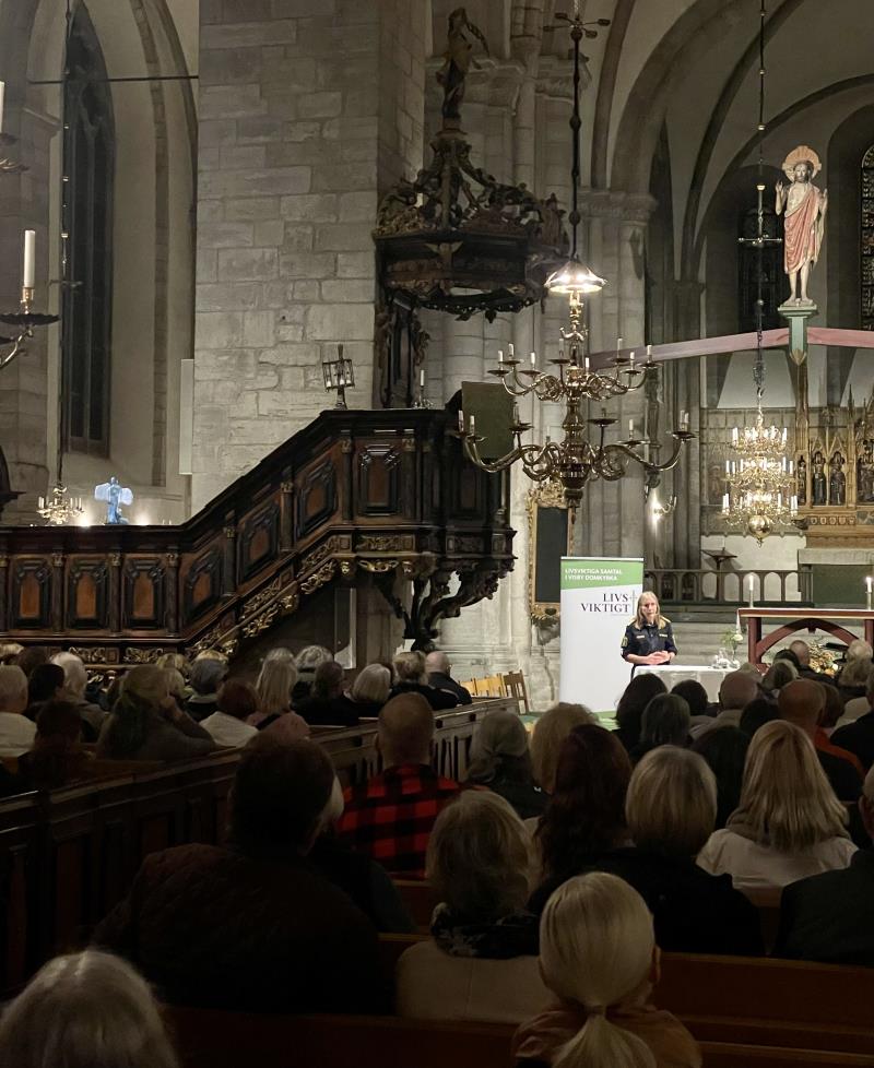 Carin Götblad i domkyrkan