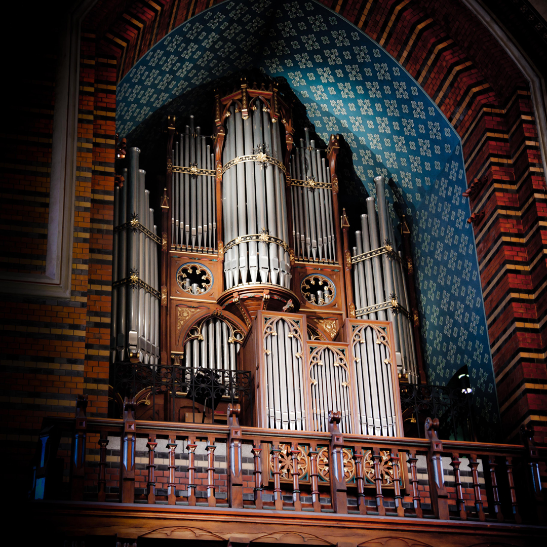 Bild på stora orgeln
