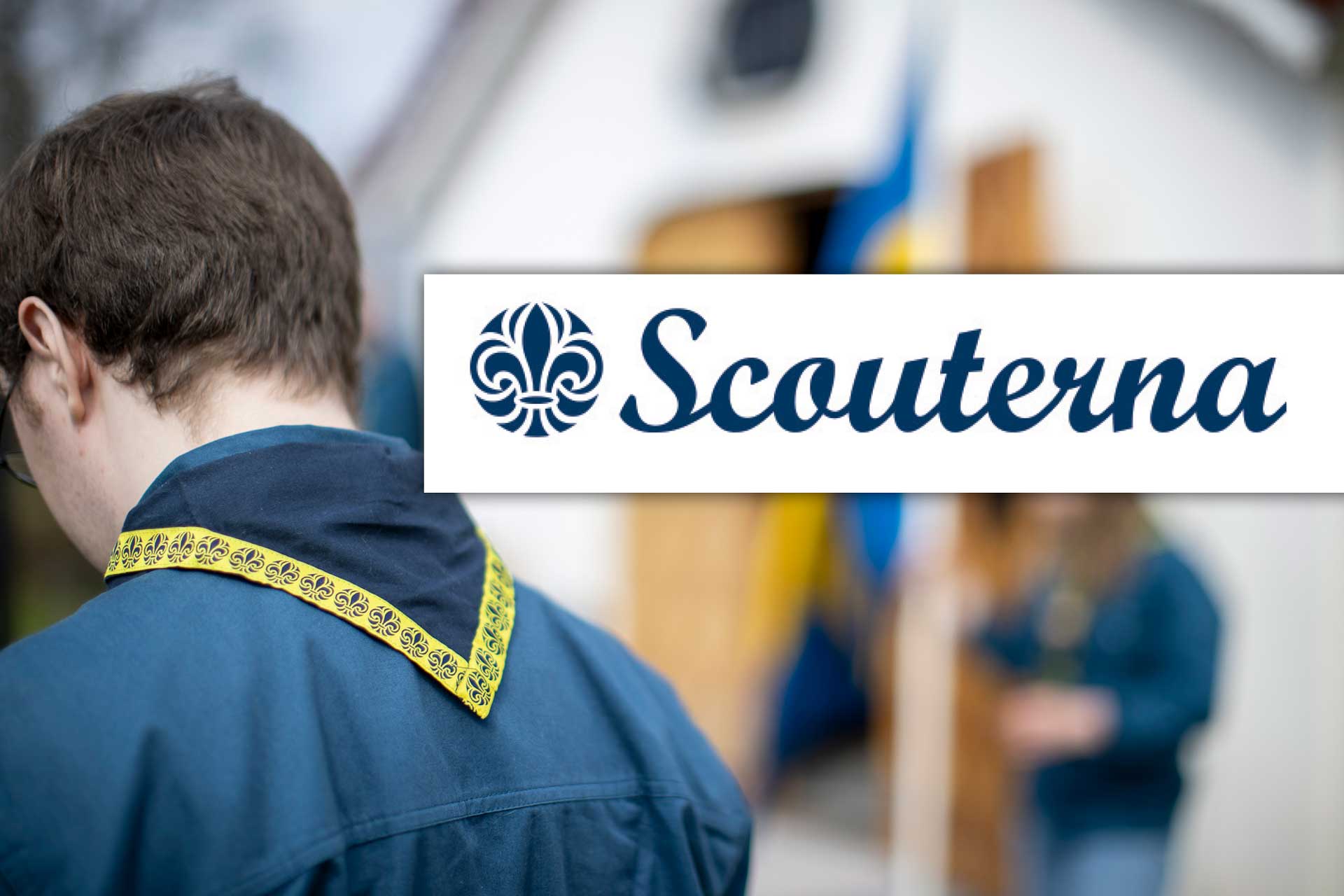 Scouter logga och bild på scout i uniform