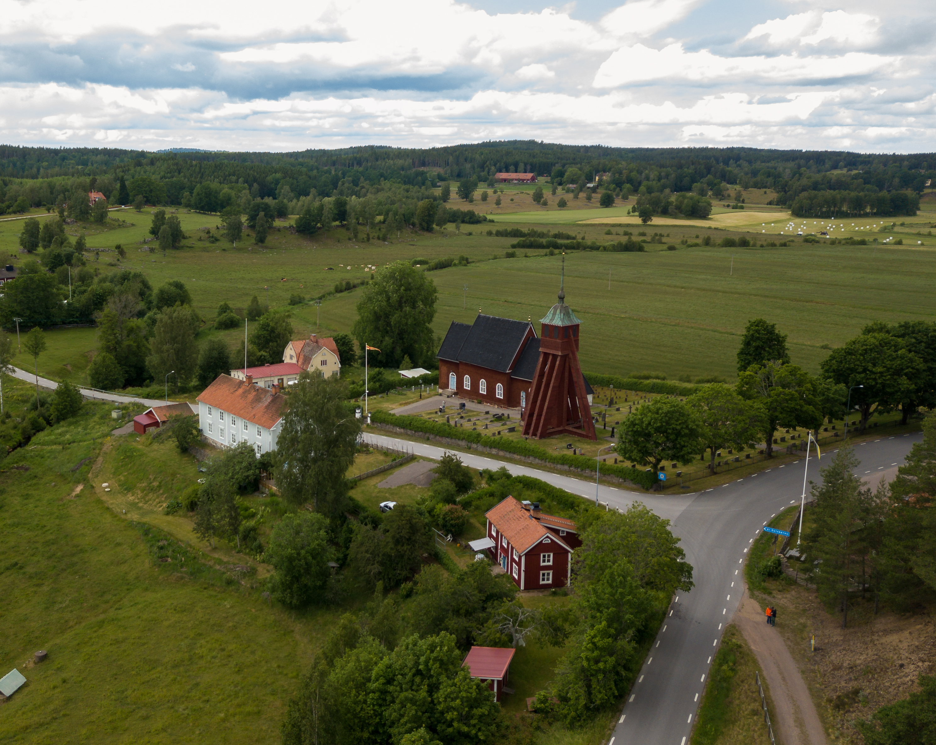 Tidersrums kyrka juni 2024