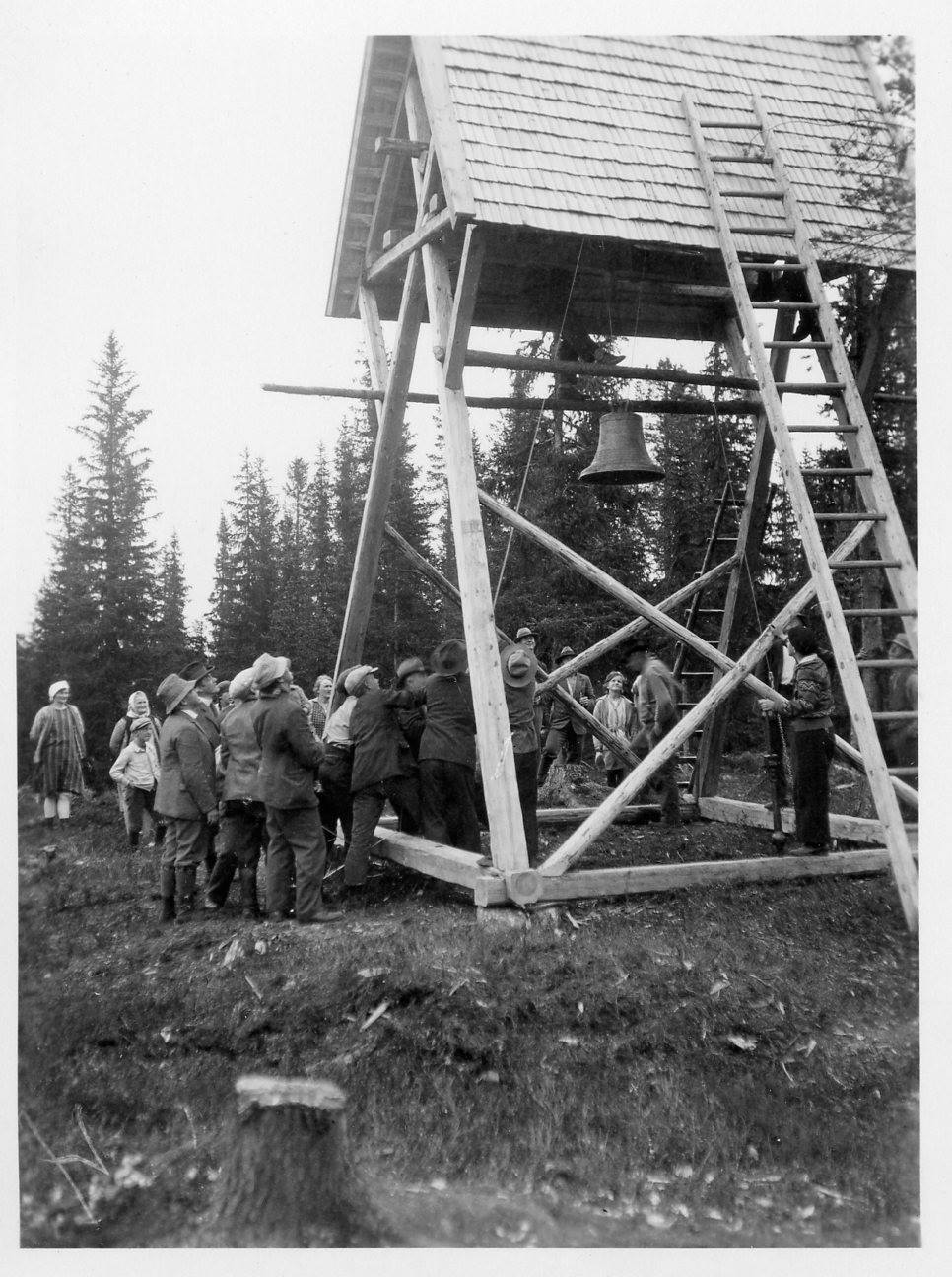 Byggande av Ulvsjö klocktorn 1931