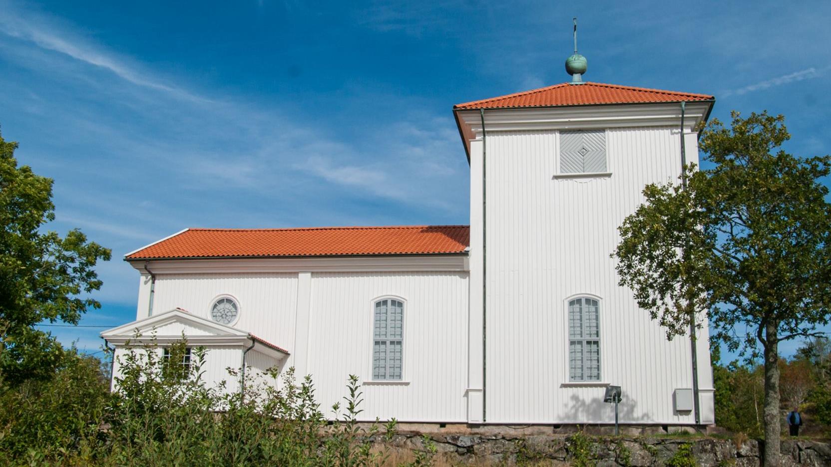 Flatö Kyrka