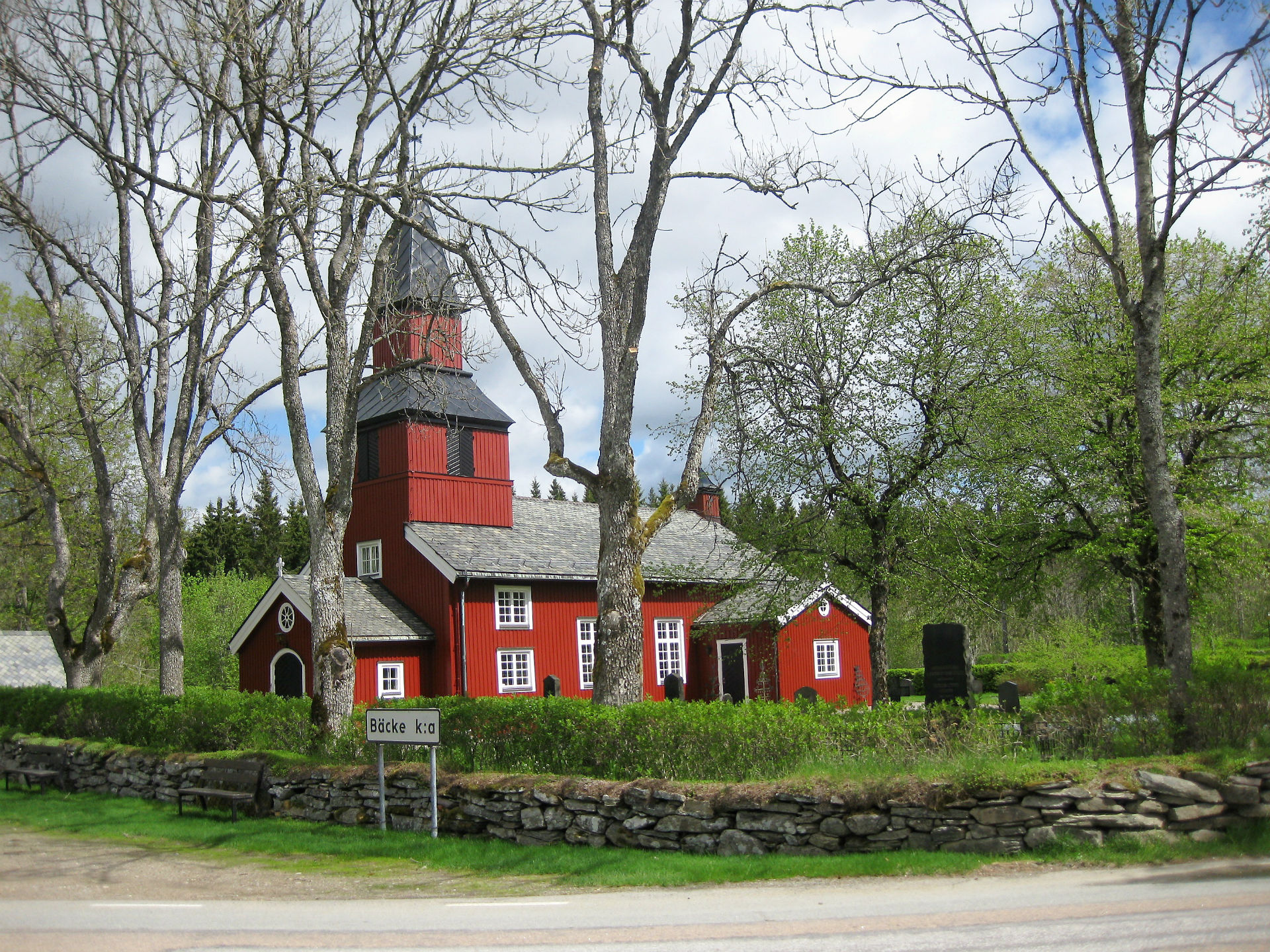 Bäcke kyrka