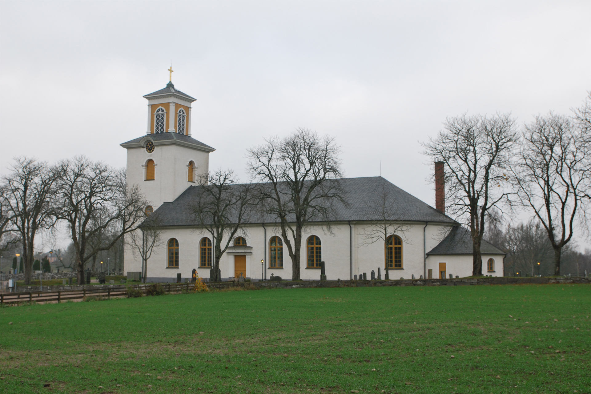 Gårdsby kyrka