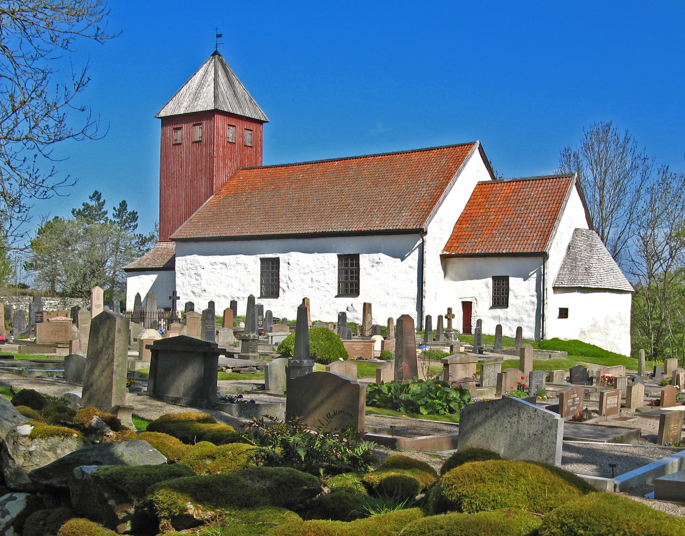 Bokenäs gamla kyrka