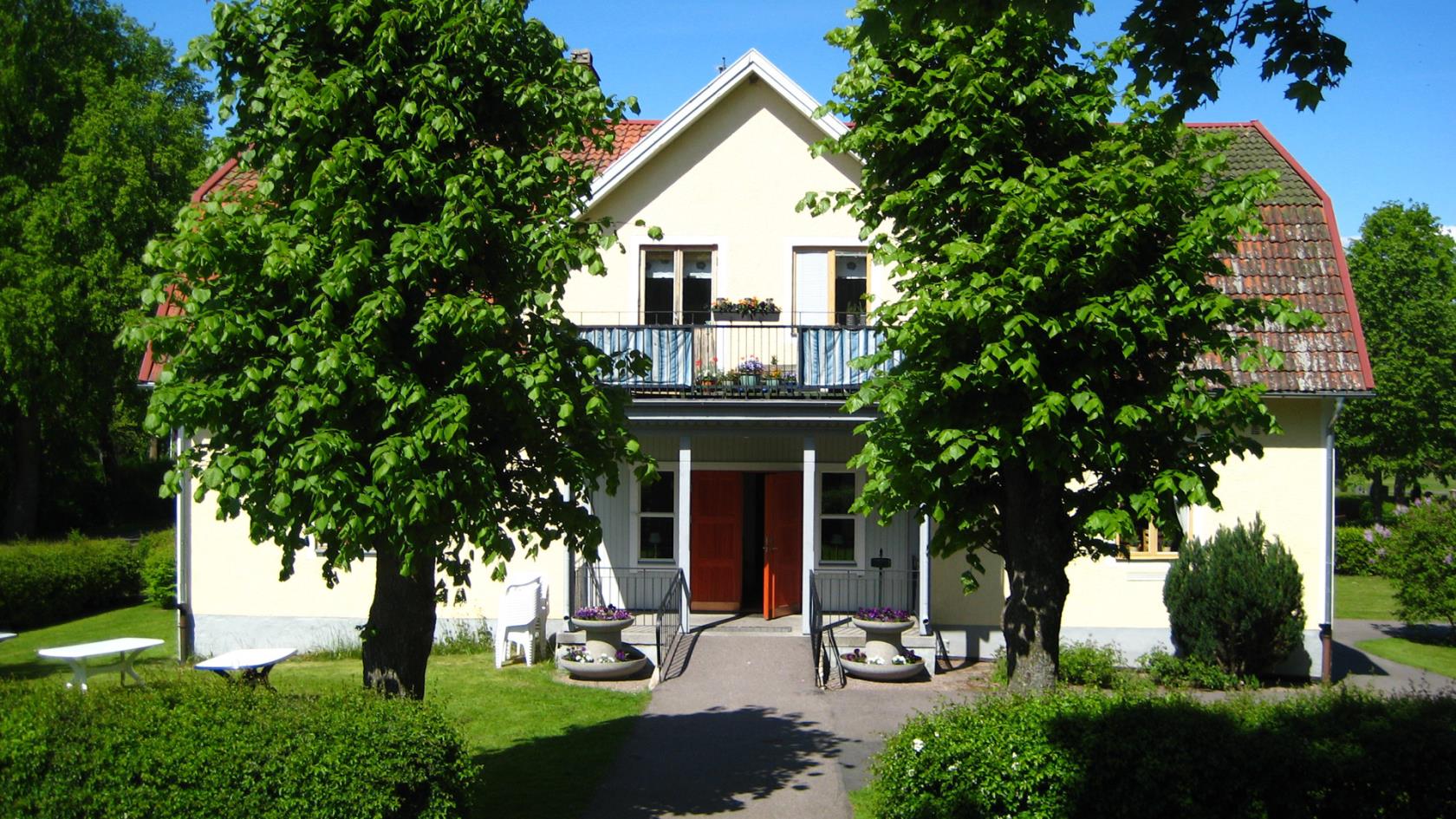 Sockenstugan bredvid Hallsbergs sockenkyrka