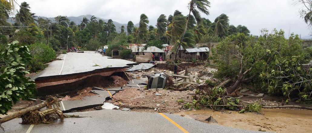 Förödelse efter en orkan på Haiti.