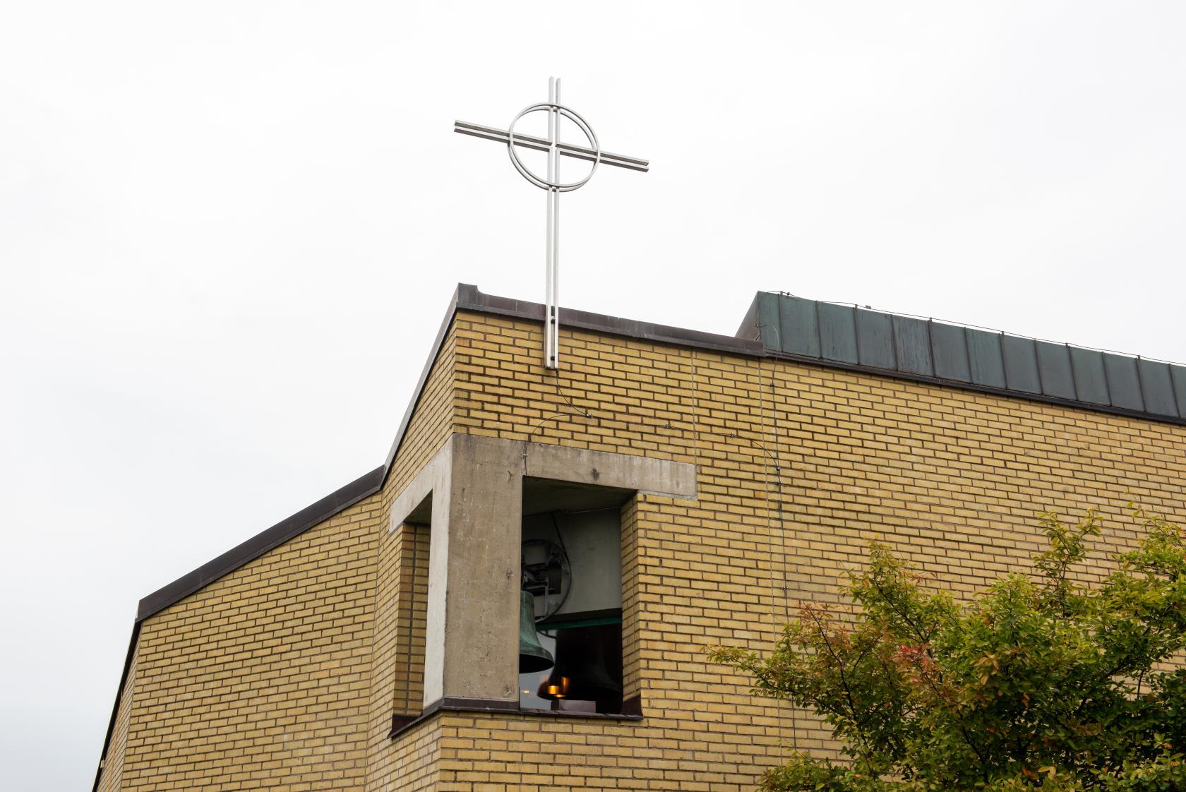 Stensjöns kyrka, Mölndal, Exteriör