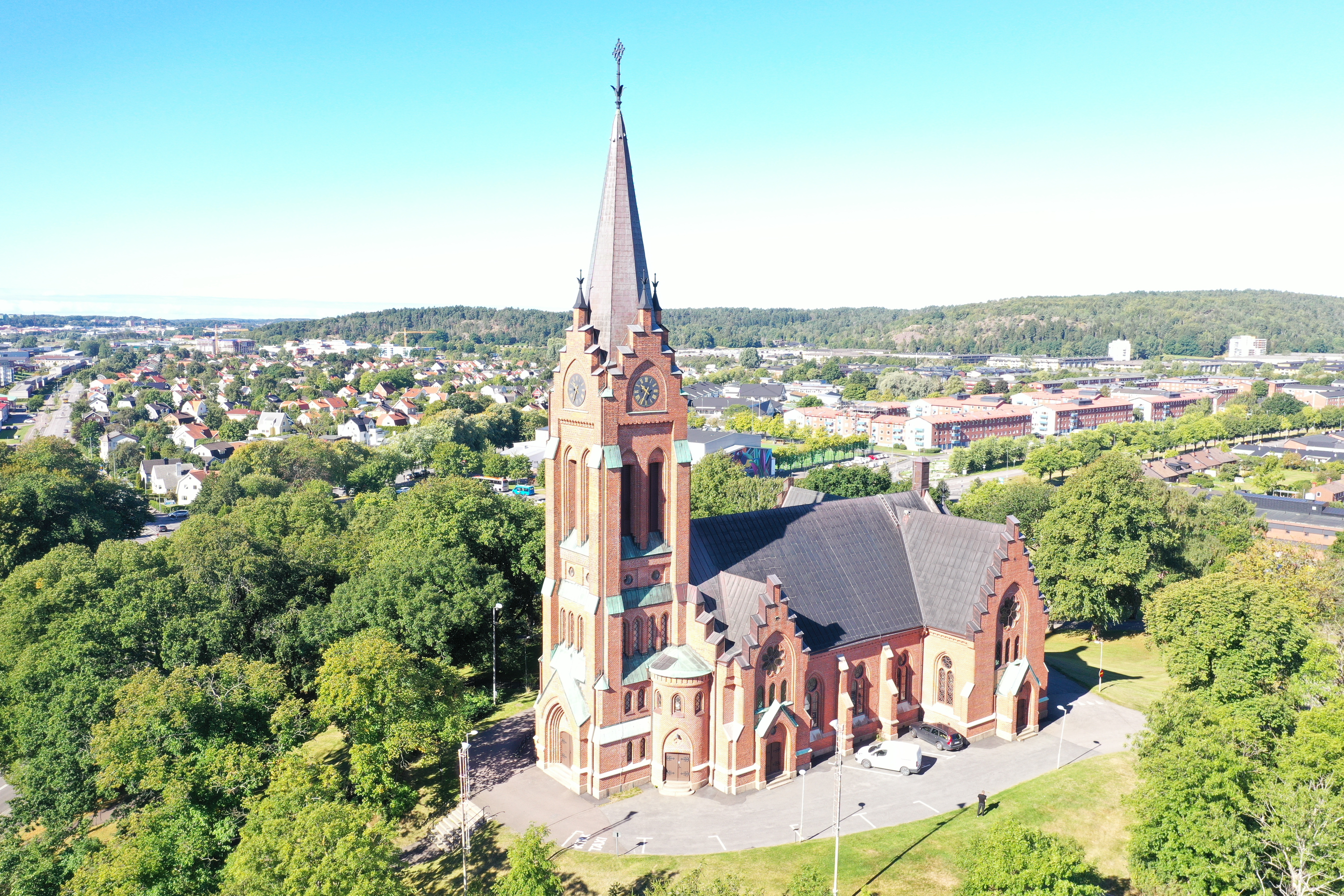 Fässbergs kyrka, Mölndal, Drönarbild, Exterör